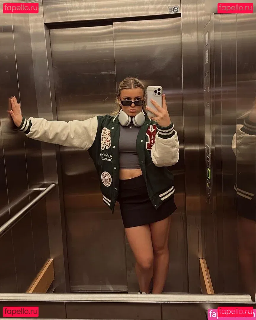 Emma Malewski Onlyfans Photo Gallery 