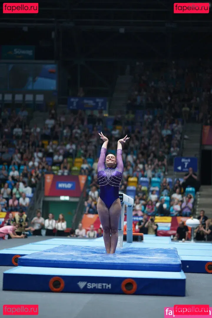 Emma Malewski Onlyfans Photo Gallery 