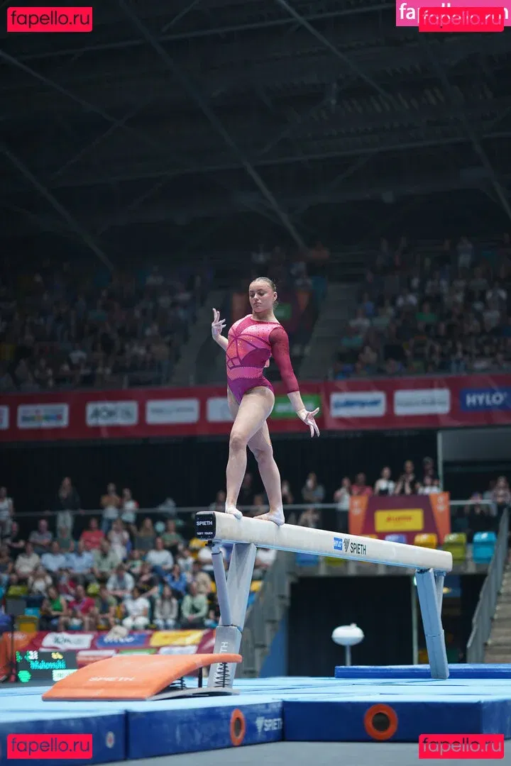 Emma Malewski Onlyfans Photo Gallery 