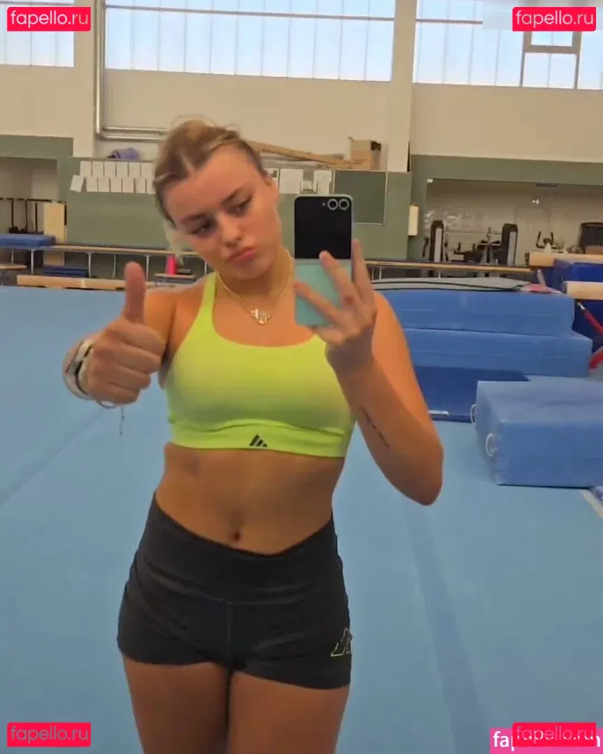 Emma Malewski Onlyfans Photo Gallery 