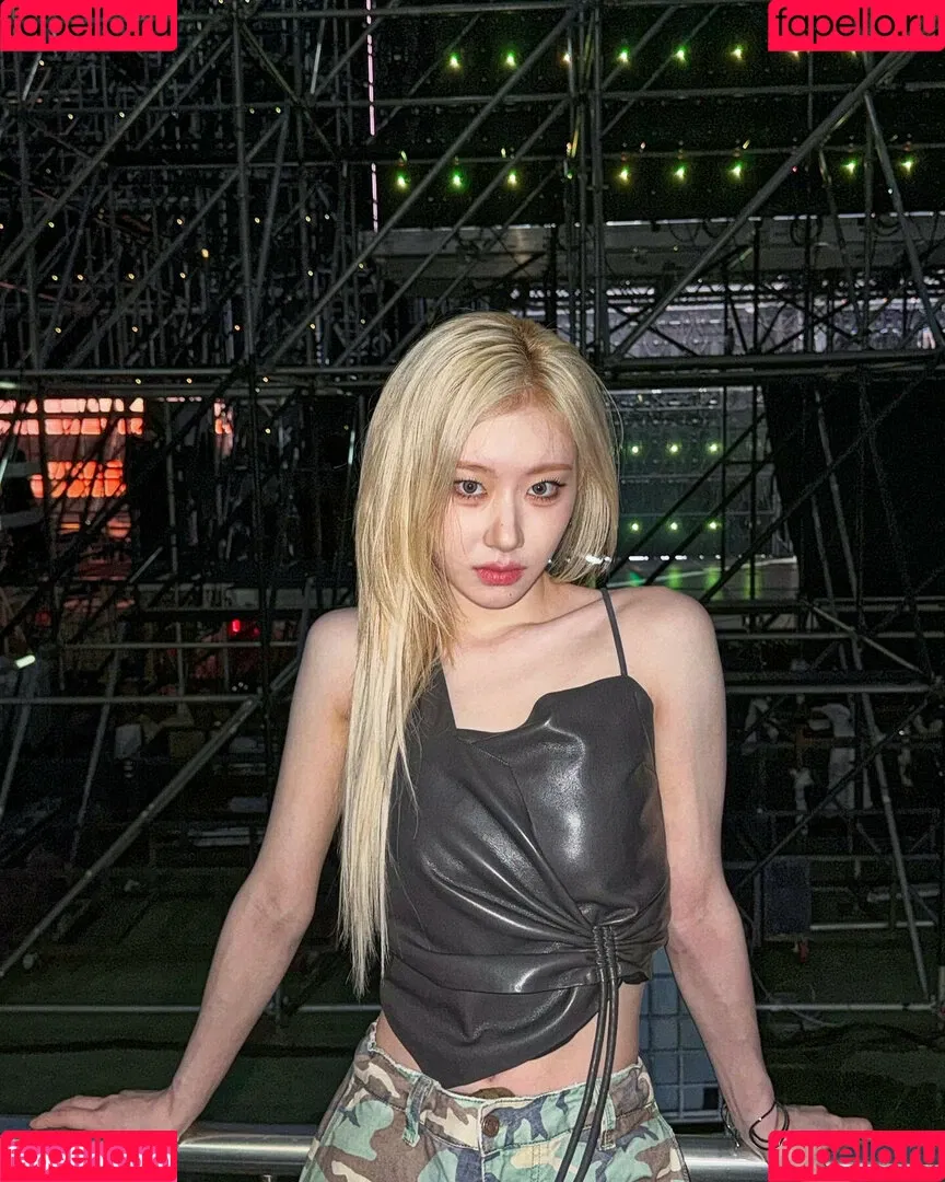 Chaeryeong Onlyfans Photo Gallery 