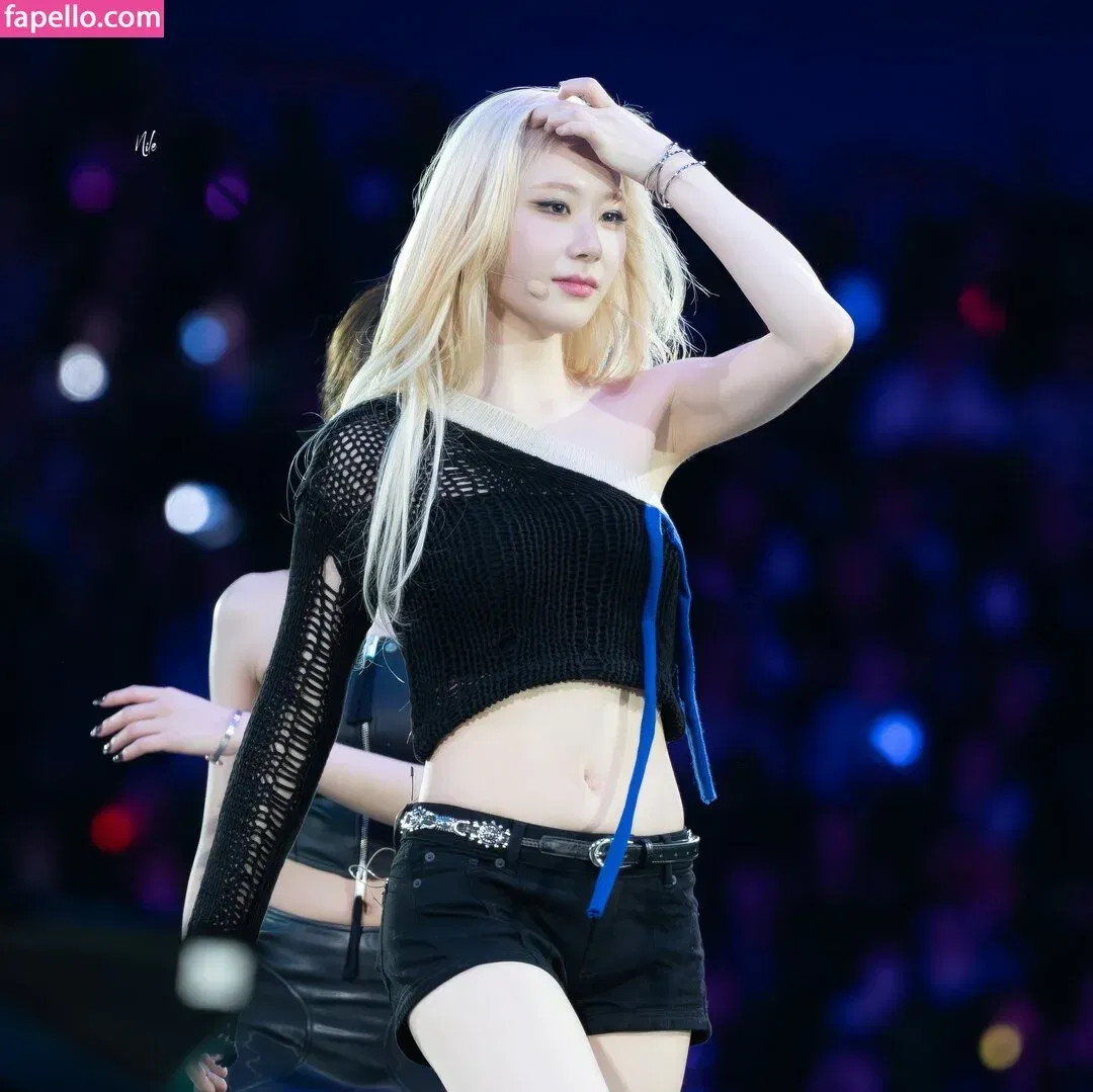 Chaeryeong Onlyfans Photo Gallery 