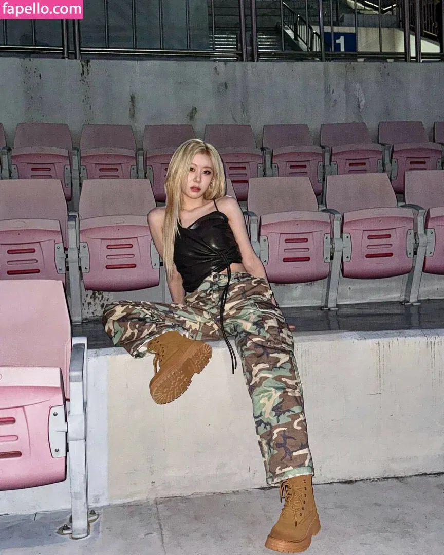 Chaeryeong Onlyfans Photo Gallery 