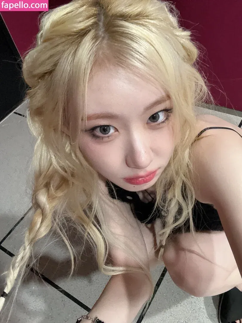 Chaeryeong Onlyfans Photo Gallery 