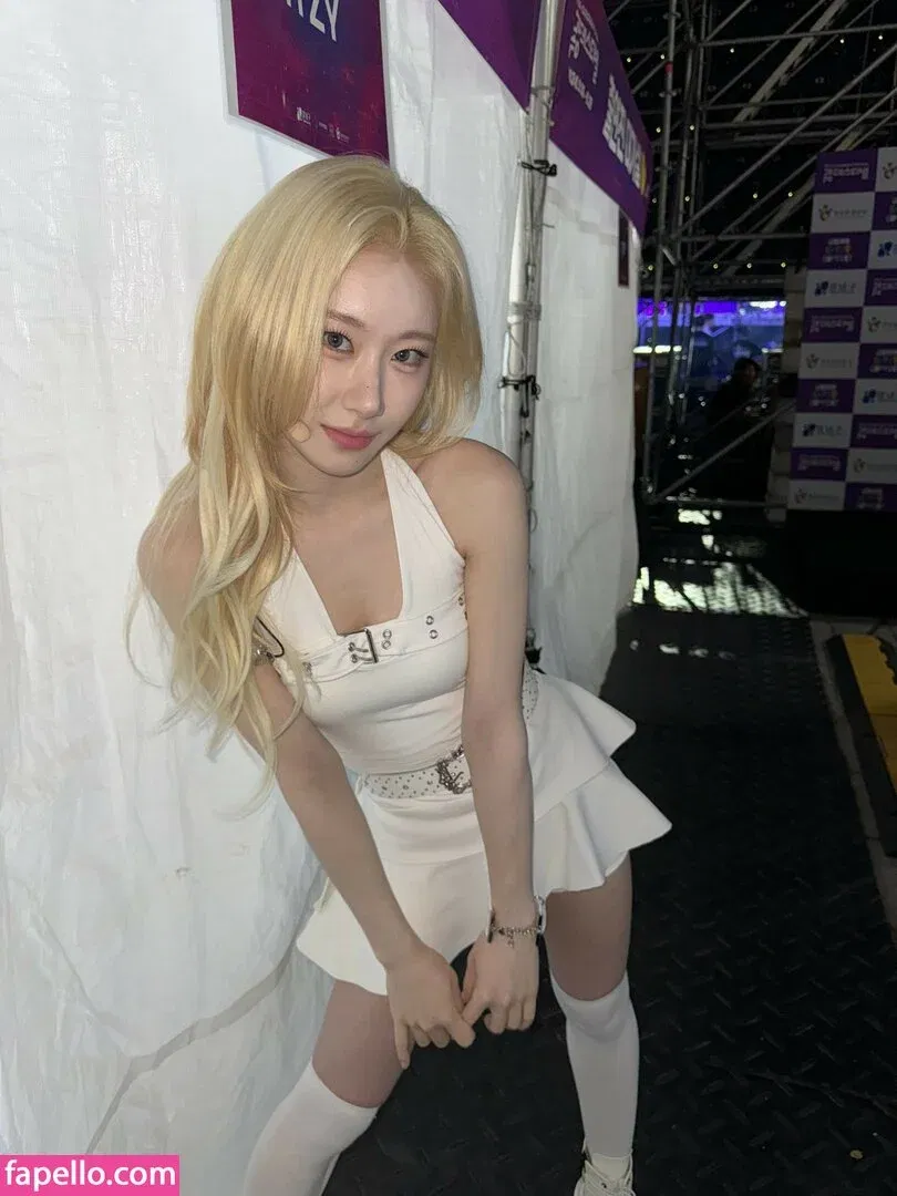 Chaeryeong Onlyfans Photo Gallery 