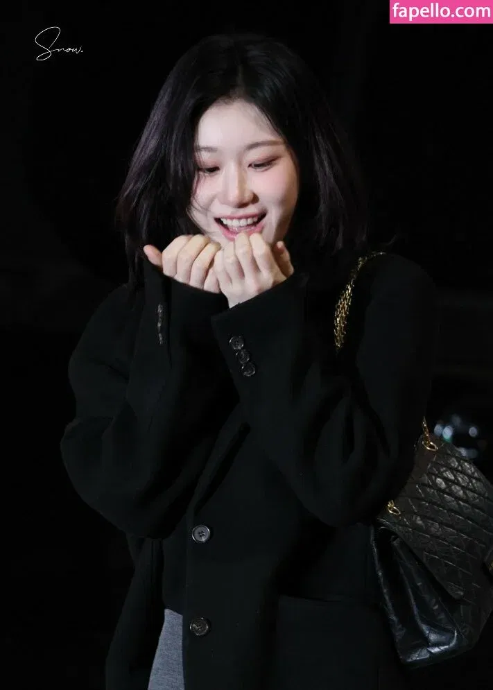 Chaeryeong Onlyfans Photo Gallery 
