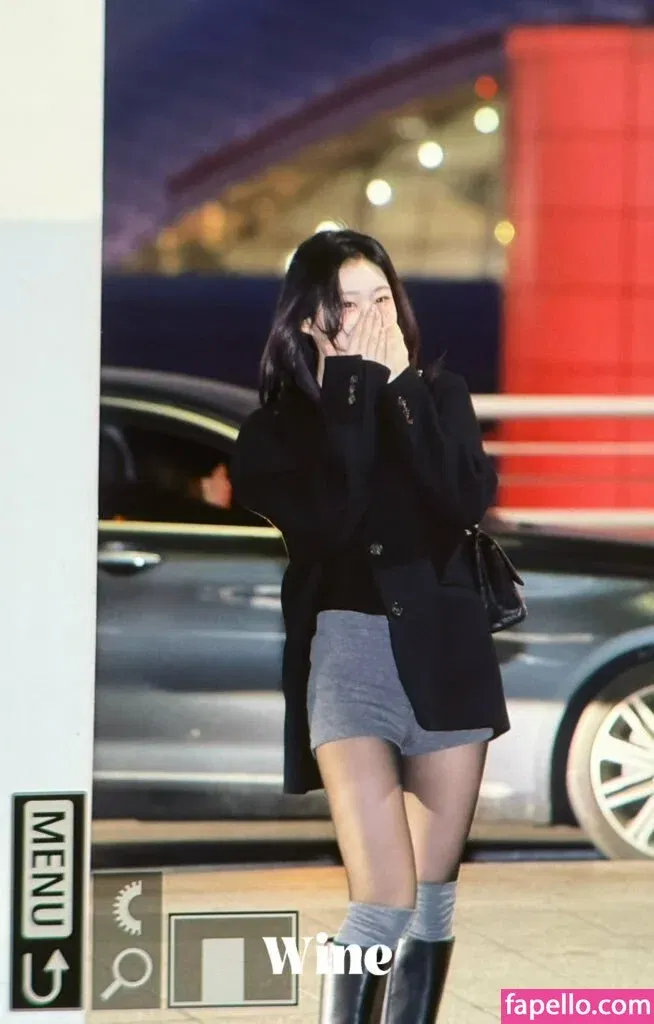 Chaeryeong Onlyfans Photo Gallery 