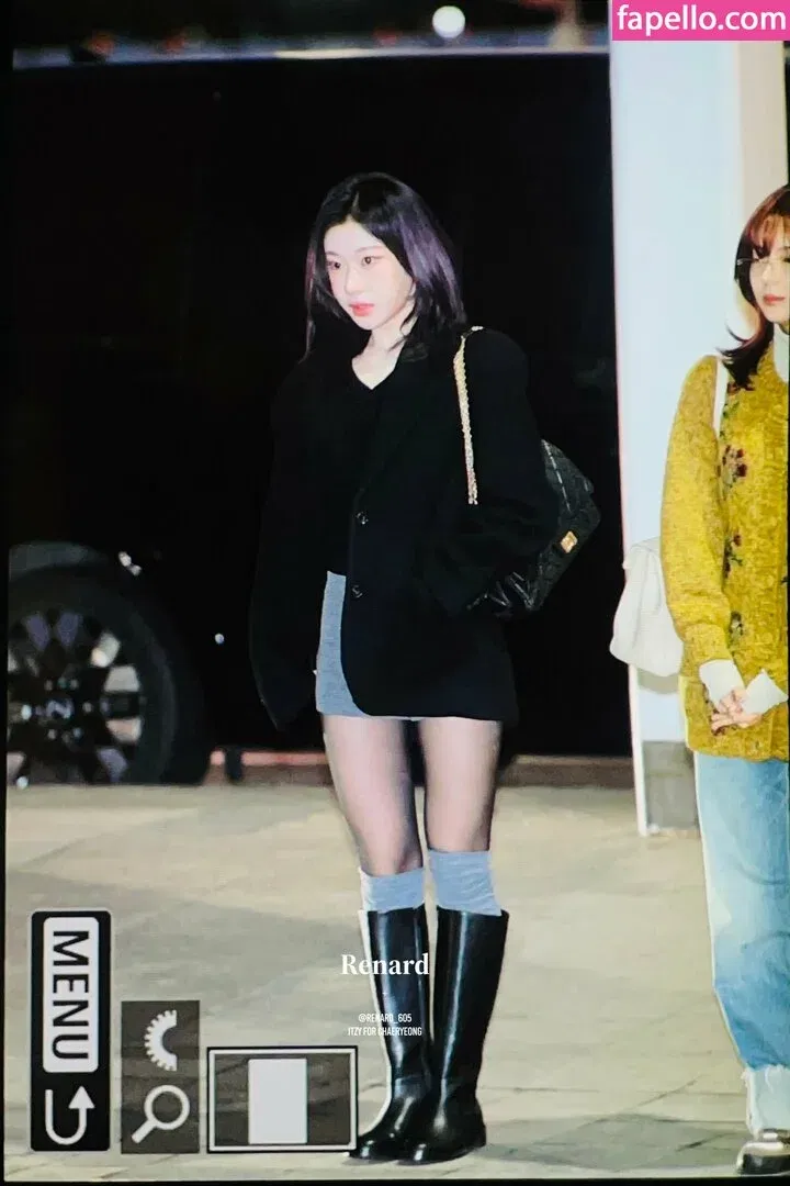 Chaeryeong Onlyfans Photo Gallery 