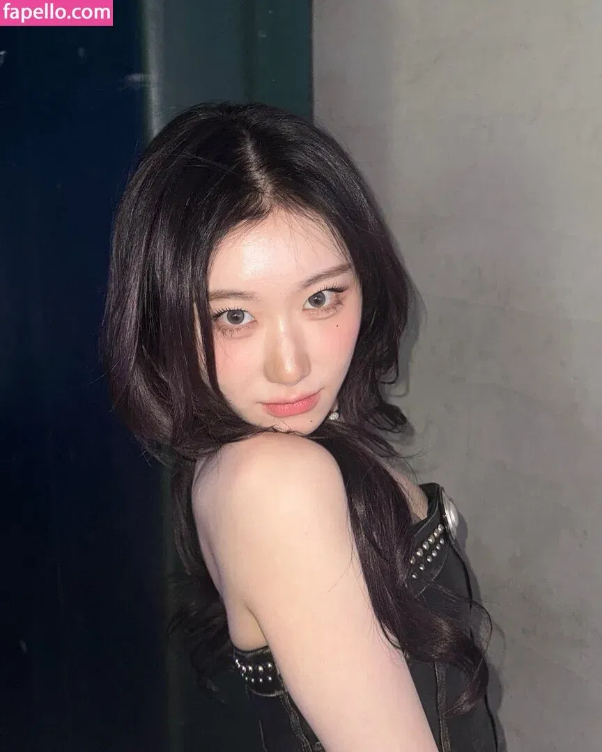Chaeryeong Onlyfans Photo Gallery 