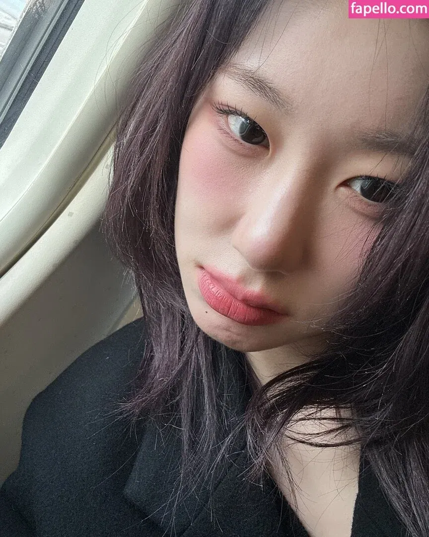 Chaeryeong Onlyfans Photo Gallery 