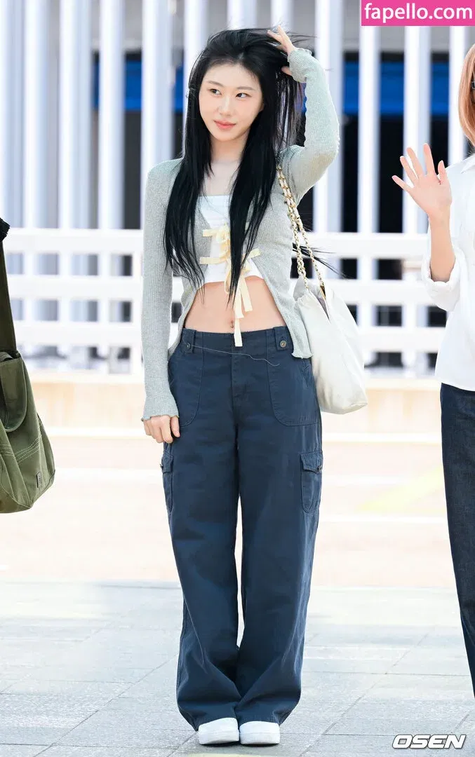 Chaeryeong Onlyfans Photo Gallery 