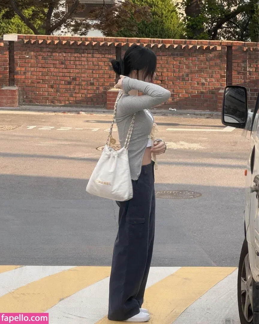 Chaeryeong Onlyfans Photo Gallery 