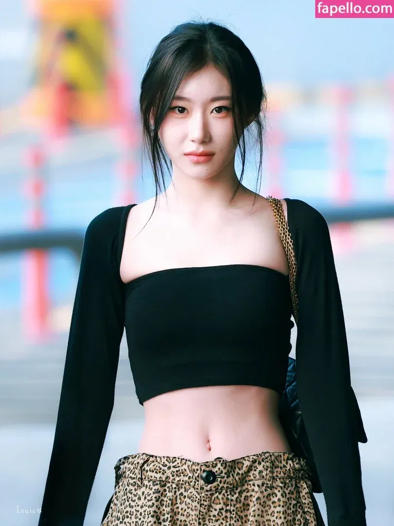 Chaeryeong Onlyfans Photo Gallery 