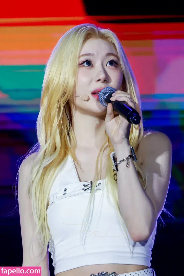 Chaeryeong Onlyfans Photo Gallery 