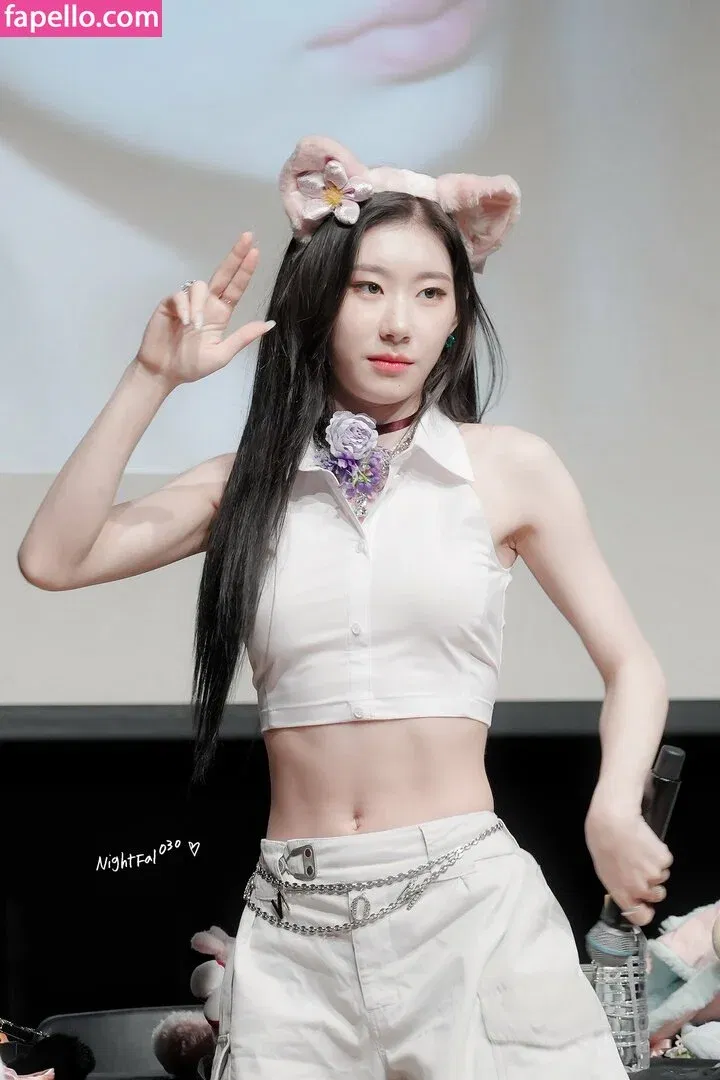 Chaeryeong Onlyfans Photo Gallery 