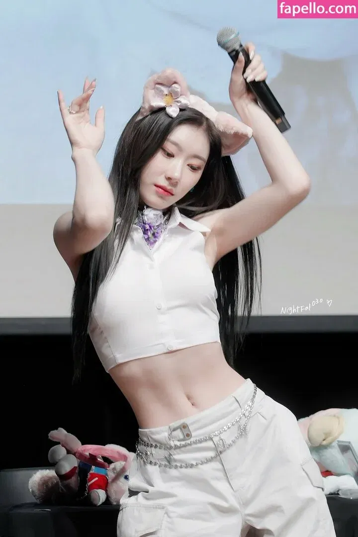 Chaeryeong Onlyfans Photo Gallery 