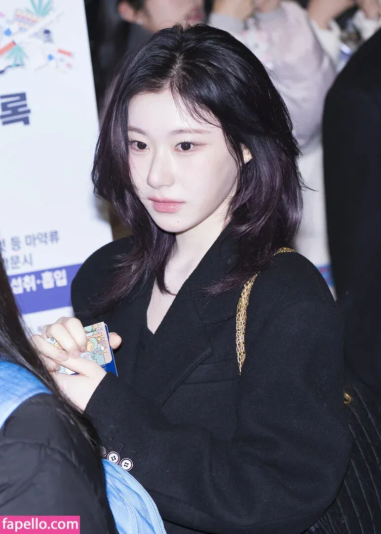 Chaeryeong Onlyfans Photo Gallery 