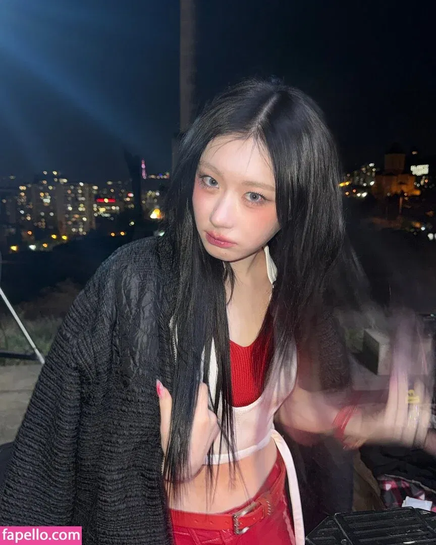 Chaeryeong Onlyfans Photo Gallery 