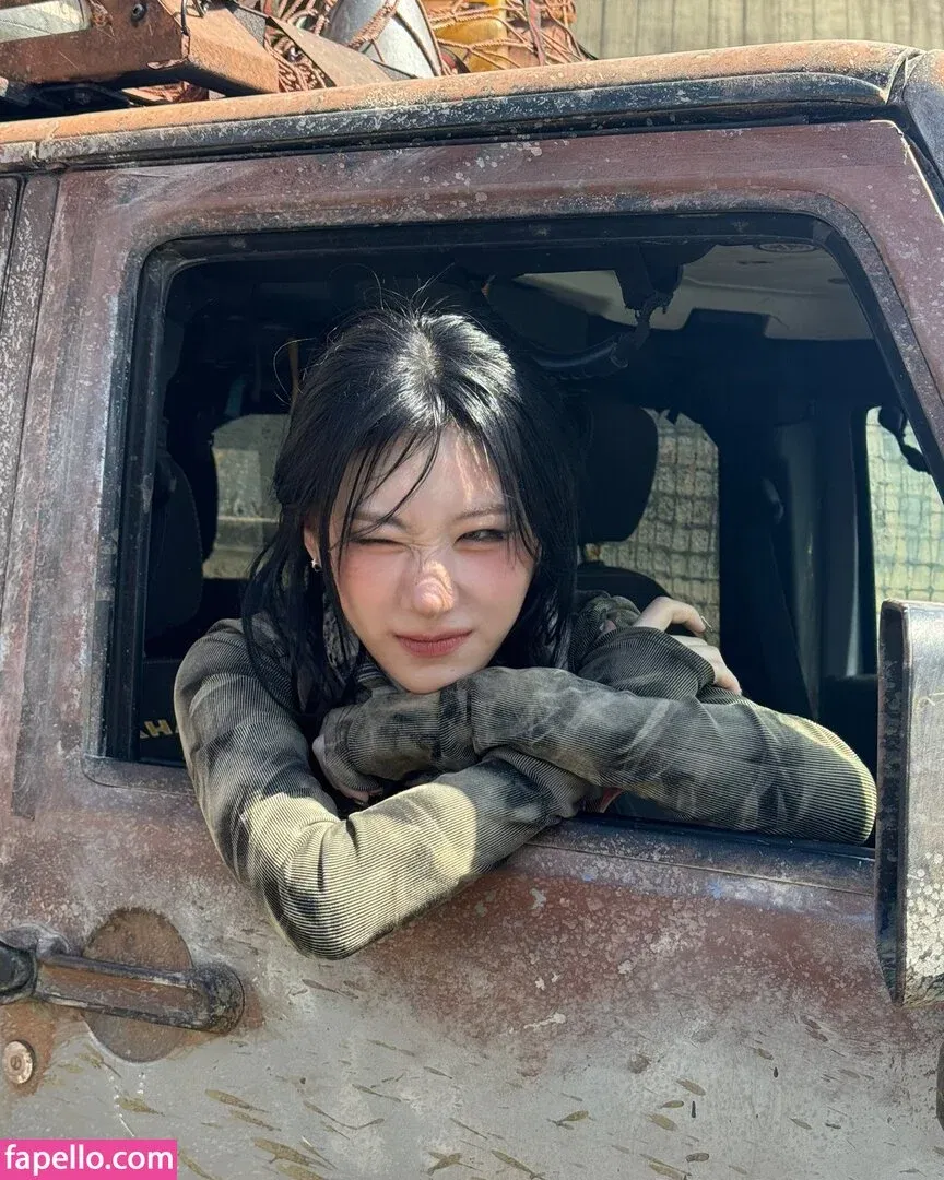 Chaeryeong Onlyfans Photo Gallery 