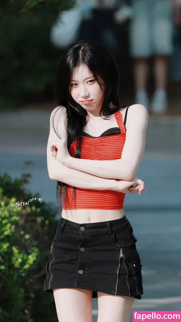 Chaeryeong Onlyfans Photo Gallery 