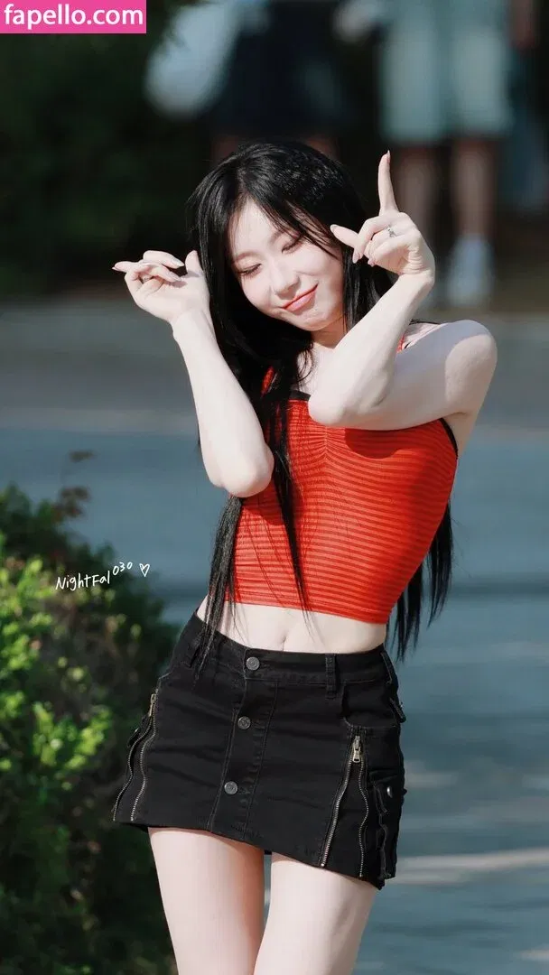 Chaeryeong Onlyfans Photo Gallery 