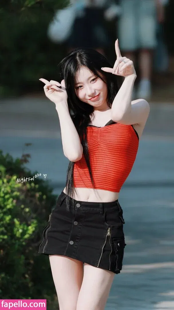 Chaeryeong Onlyfans Photo Gallery 