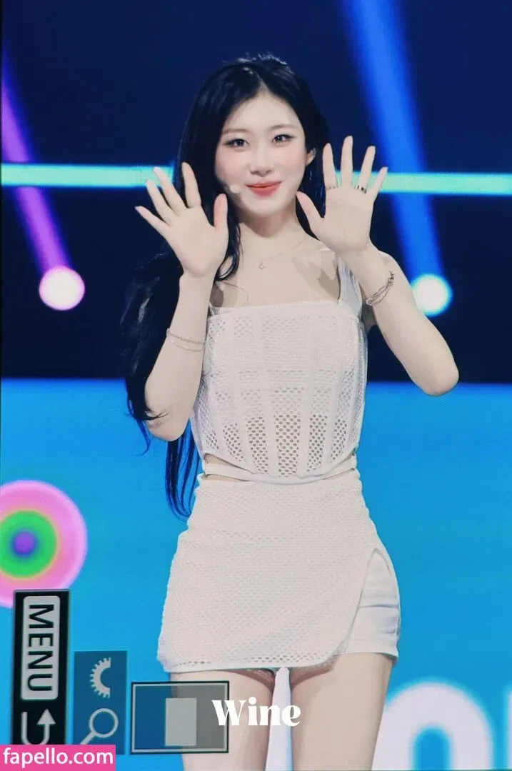 Chaeryeong Onlyfans Photo Gallery 