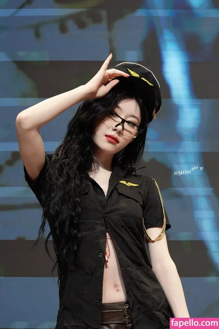 Chaeryeong Onlyfans Photo Gallery 