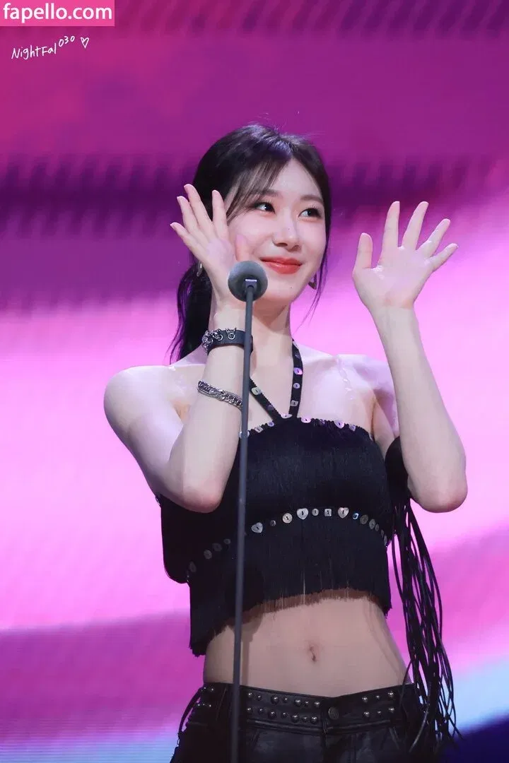 Chaeryeong Onlyfans Photo Gallery 