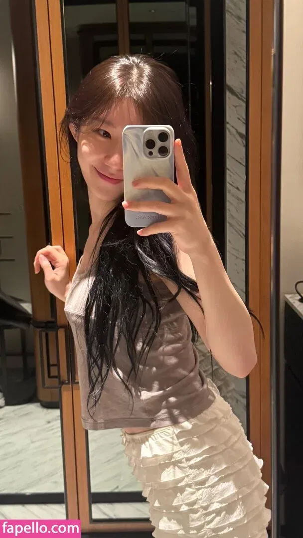 Chaeryeong Onlyfans Photo Gallery 