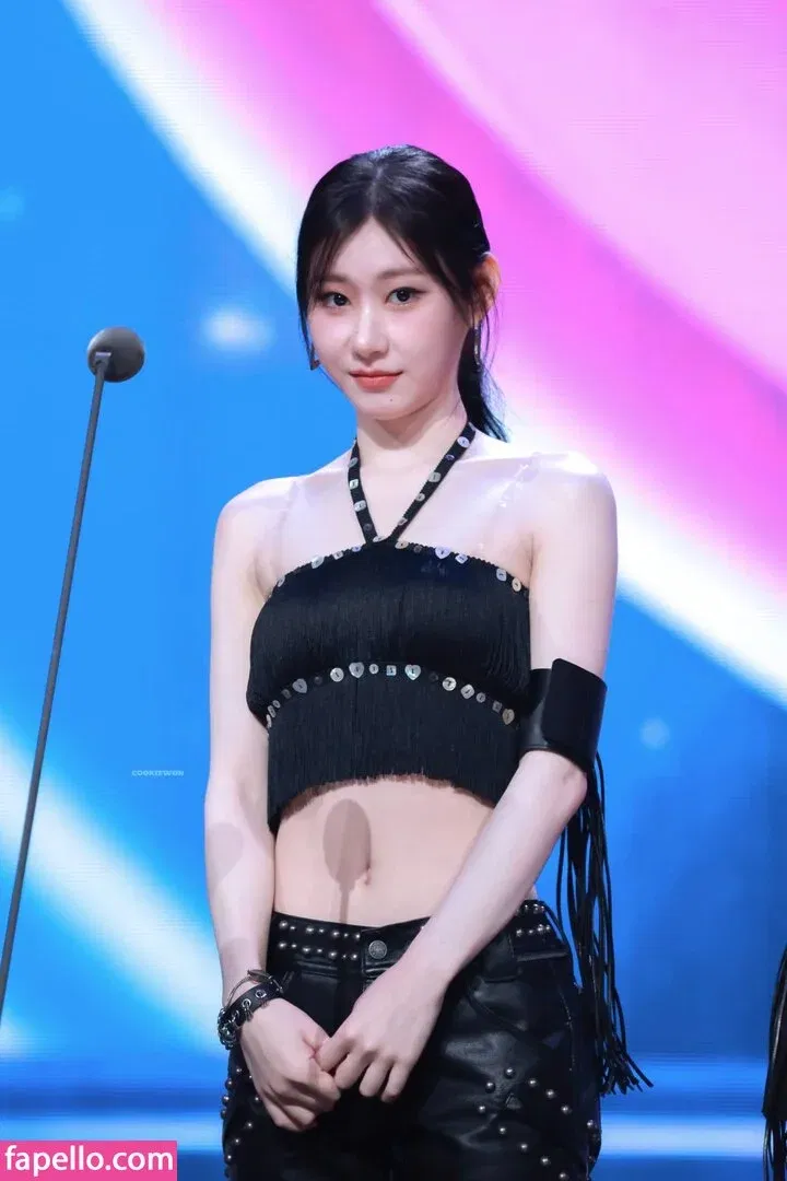 Chaeryeong Onlyfans Photo Gallery 