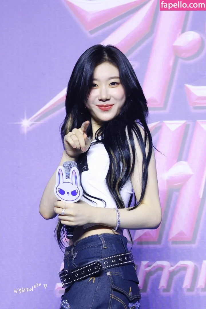 Chaeryeong Onlyfans Photo Gallery 