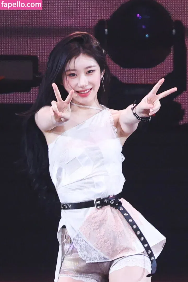 Chaeryeong Onlyfans Photo Gallery 