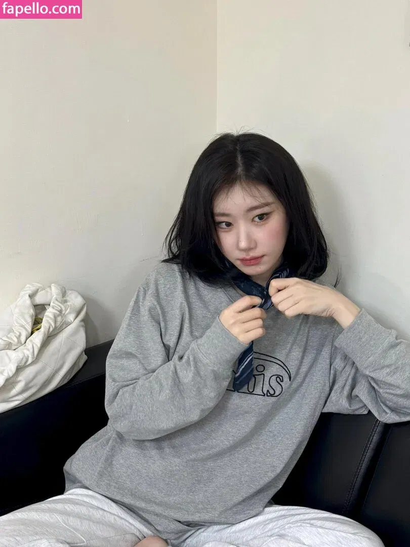 Chaeryeong Onlyfans Photo Gallery 