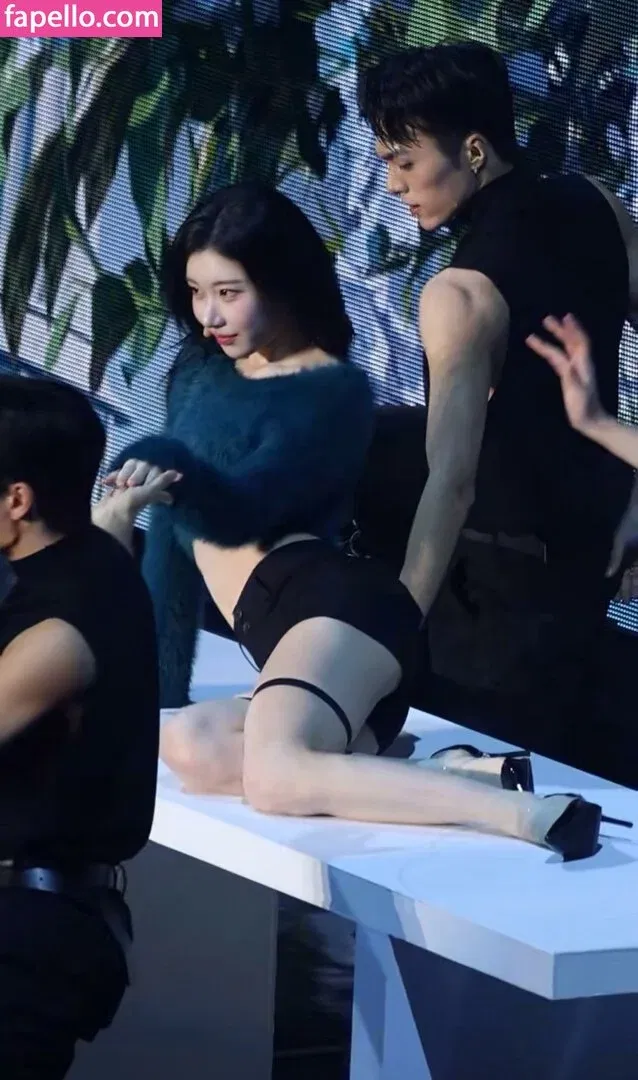 Chaeryeong Onlyfans Photo Gallery 