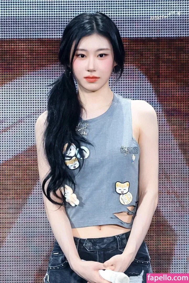 Chaeryeong Onlyfans Photo Gallery 