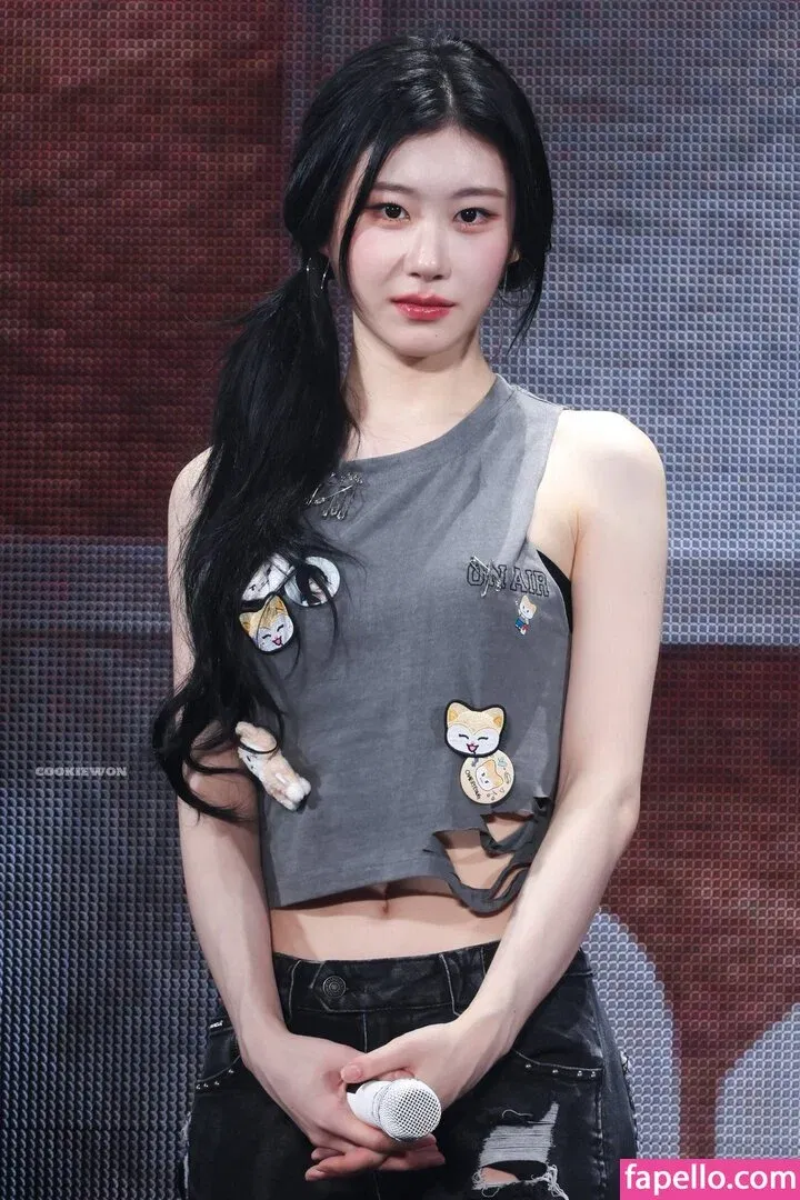 Chaeryeong Onlyfans Photo Gallery 