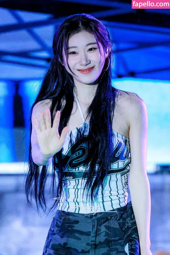 Chaeryeong Onlyfans Photo Gallery 