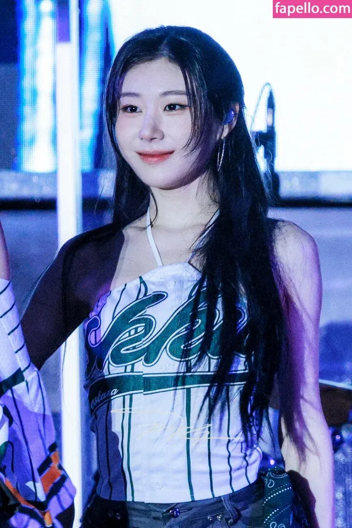 Chaeryeong Onlyfans Photo Gallery 