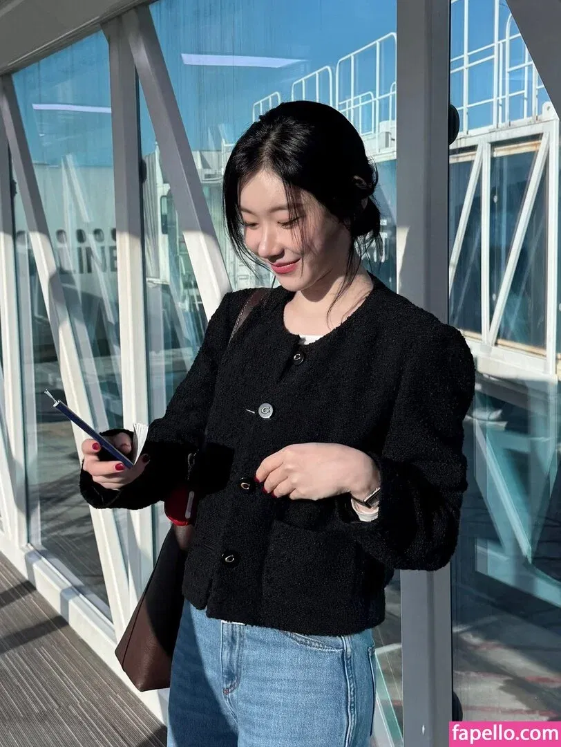 Chaeryeong Onlyfans Photo Gallery 