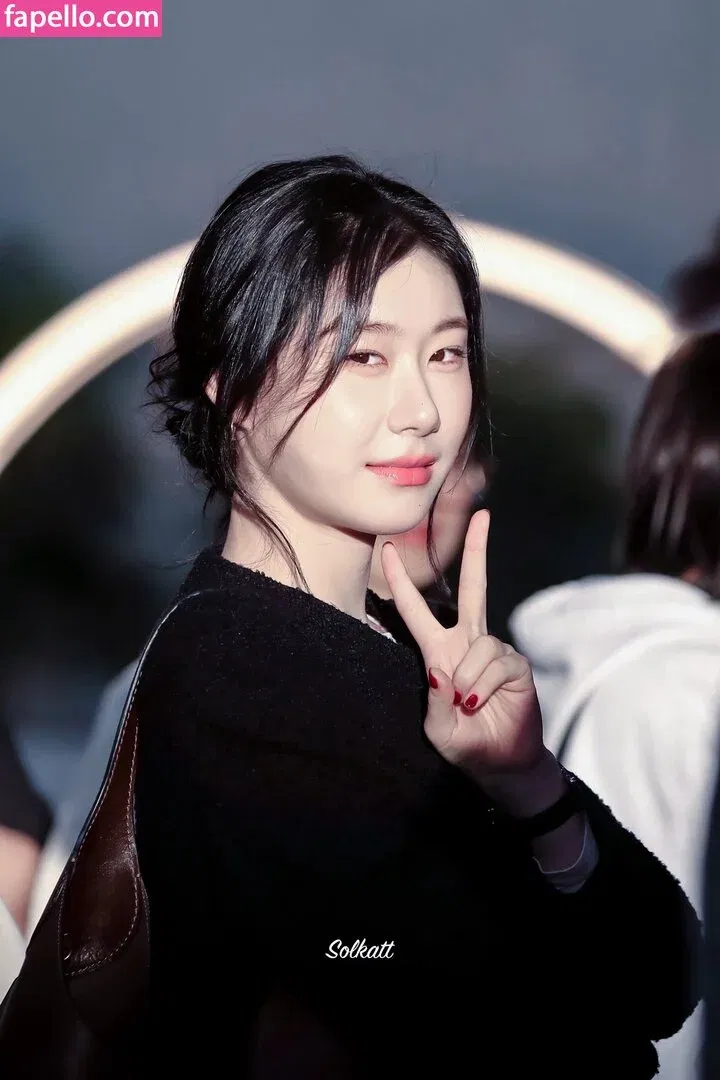 Chaeryeong Onlyfans Photo Gallery 