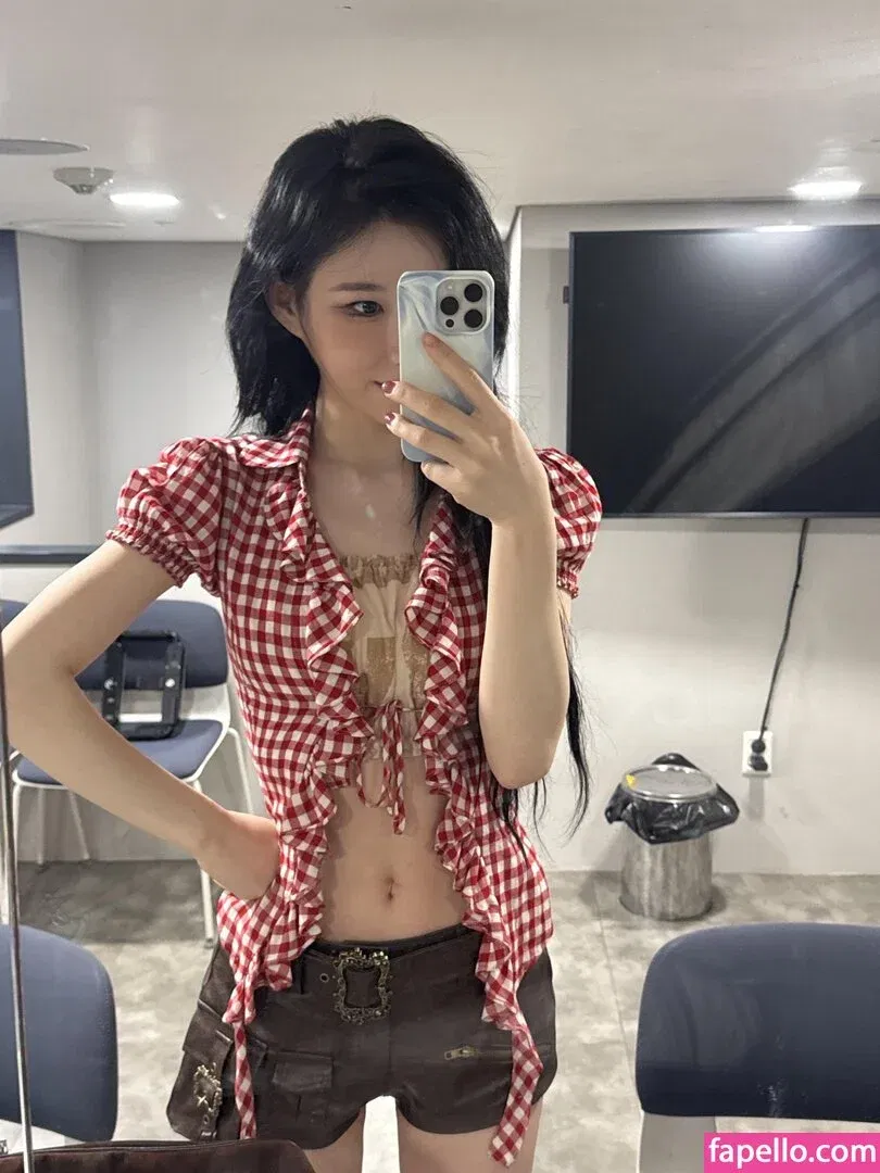 Chaeryeong Onlyfans Photo Gallery 