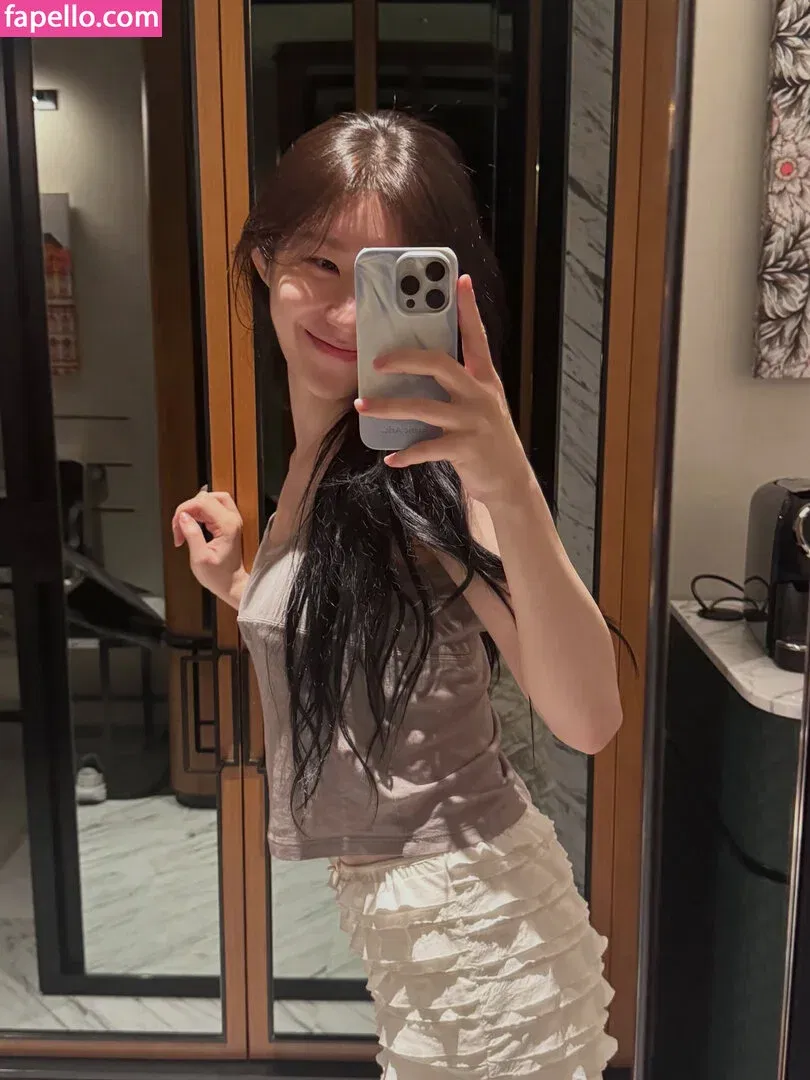 Chaeryeong Onlyfans Photo Gallery 