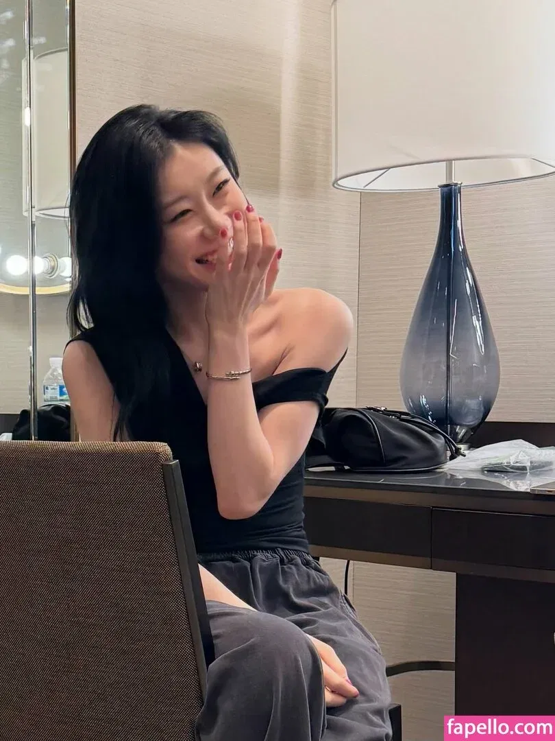Chaeryeong Onlyfans Photo Gallery 