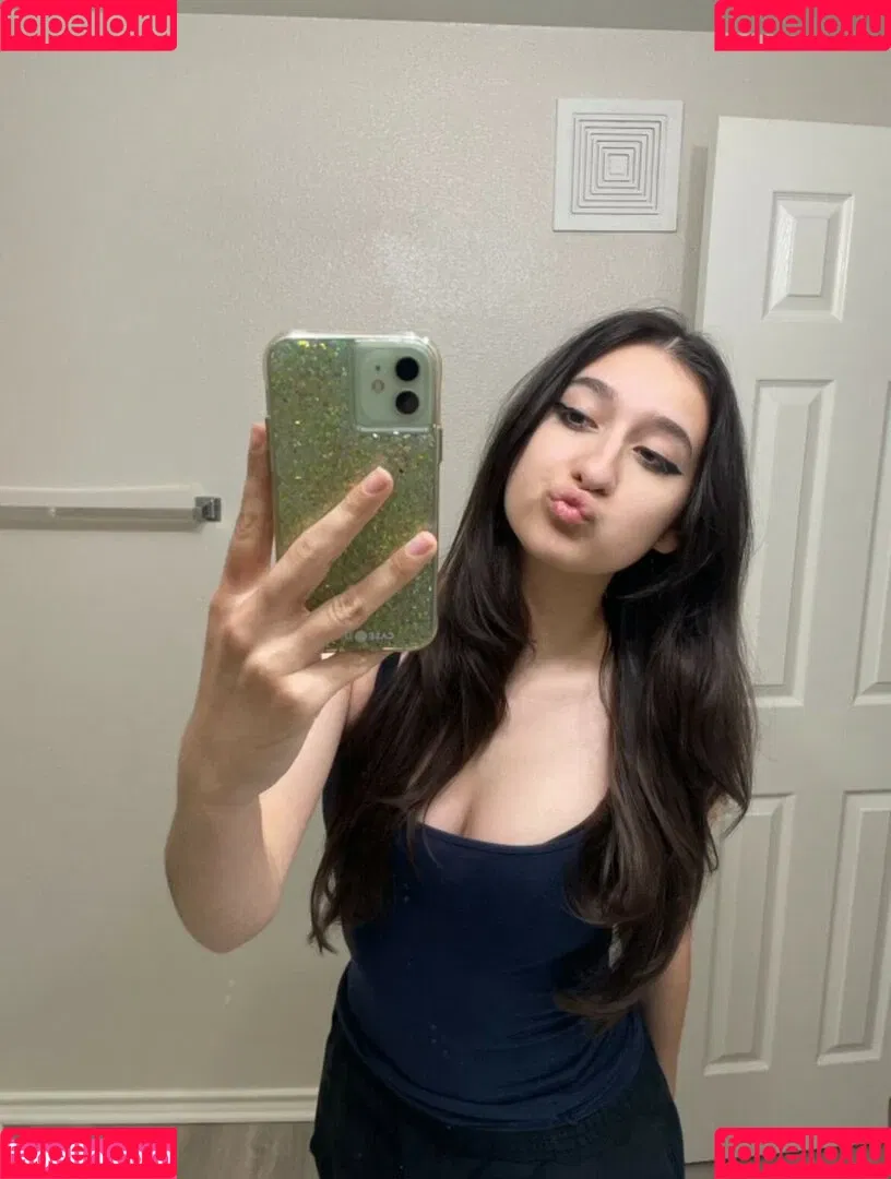 FloriGoAway Onlyfans Photo Gallery 
