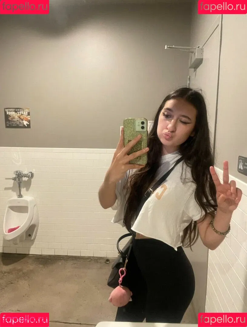 FloriGoAway Onlyfans Photo Gallery 