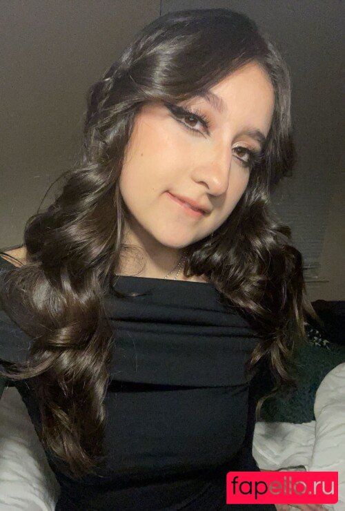 FloriGoAway Nude Onlyfans Photo 9