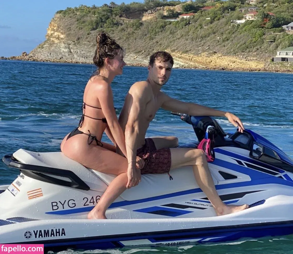 Itzel25_ Onlyfans Photo Gallery 