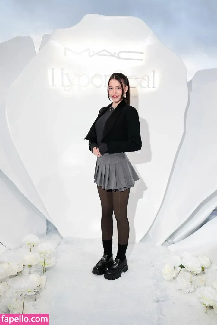 Itzel25_ Onlyfans Photo Gallery 