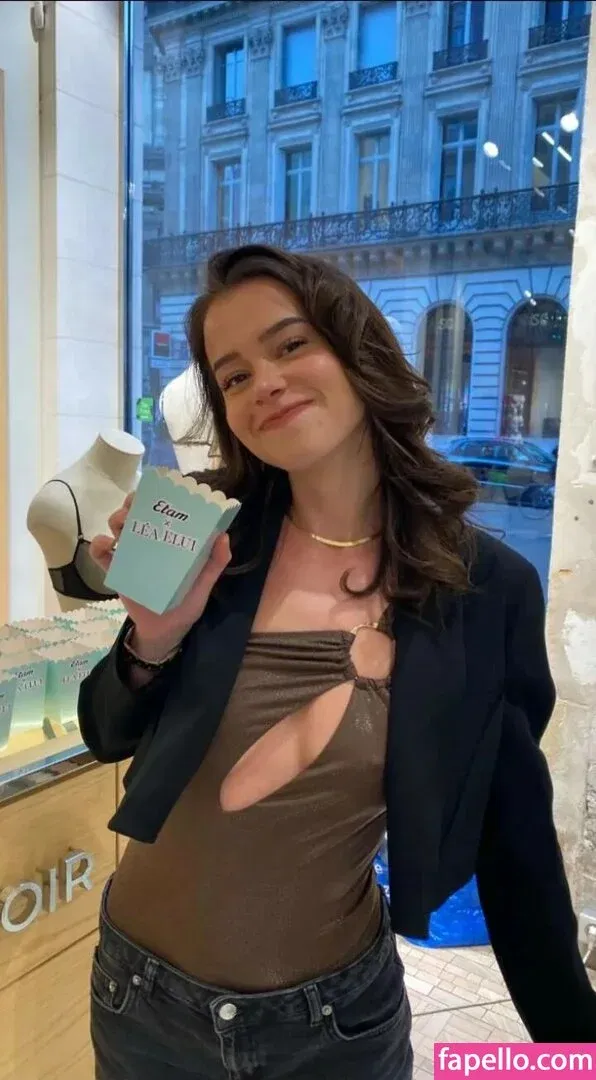 Itzel25_ Onlyfans Photo Gallery 